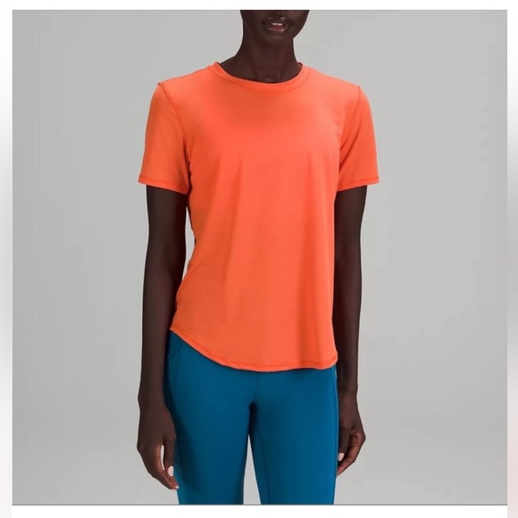 NWT | Lululemon Athletica High Neck Run and Train Tee - Picture 2 of 8